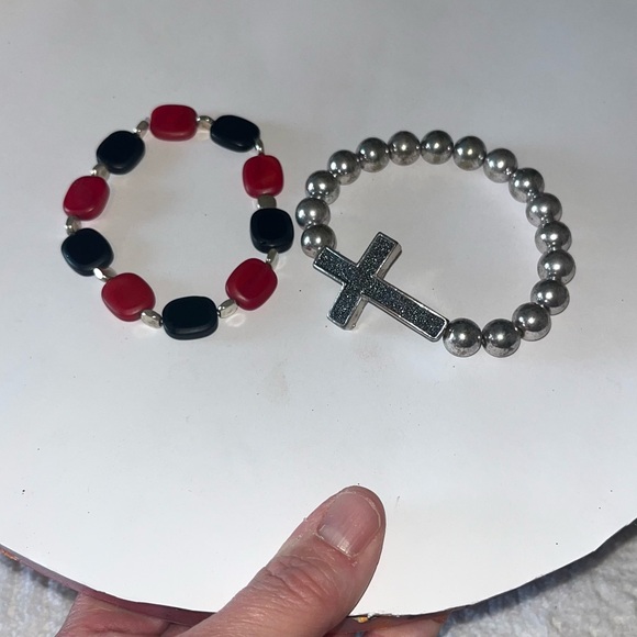 Bundle of 2 handmade stretch bracelets - Picture 2 of 2